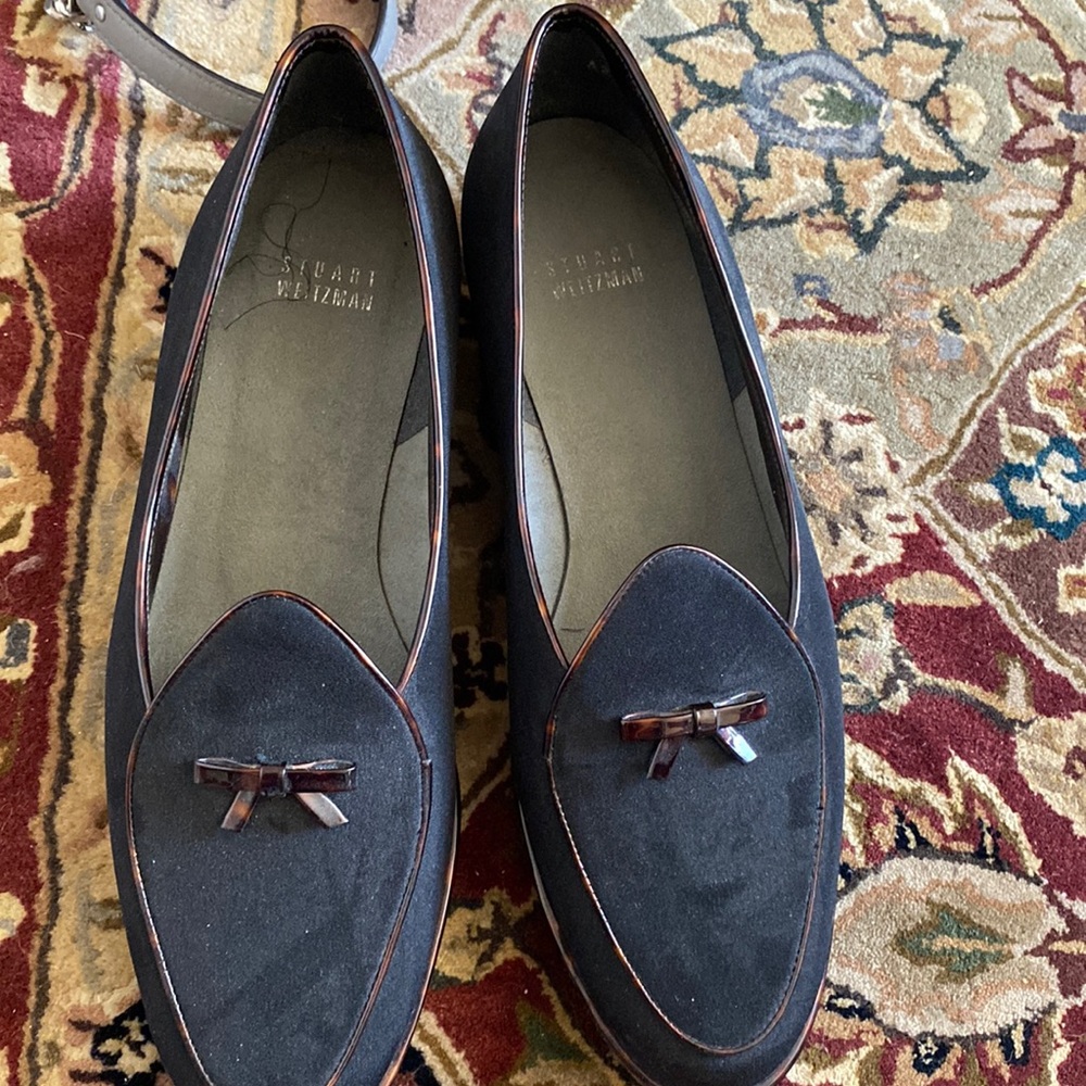Stuart Weitzman beautiful black dress flats in excellent condition